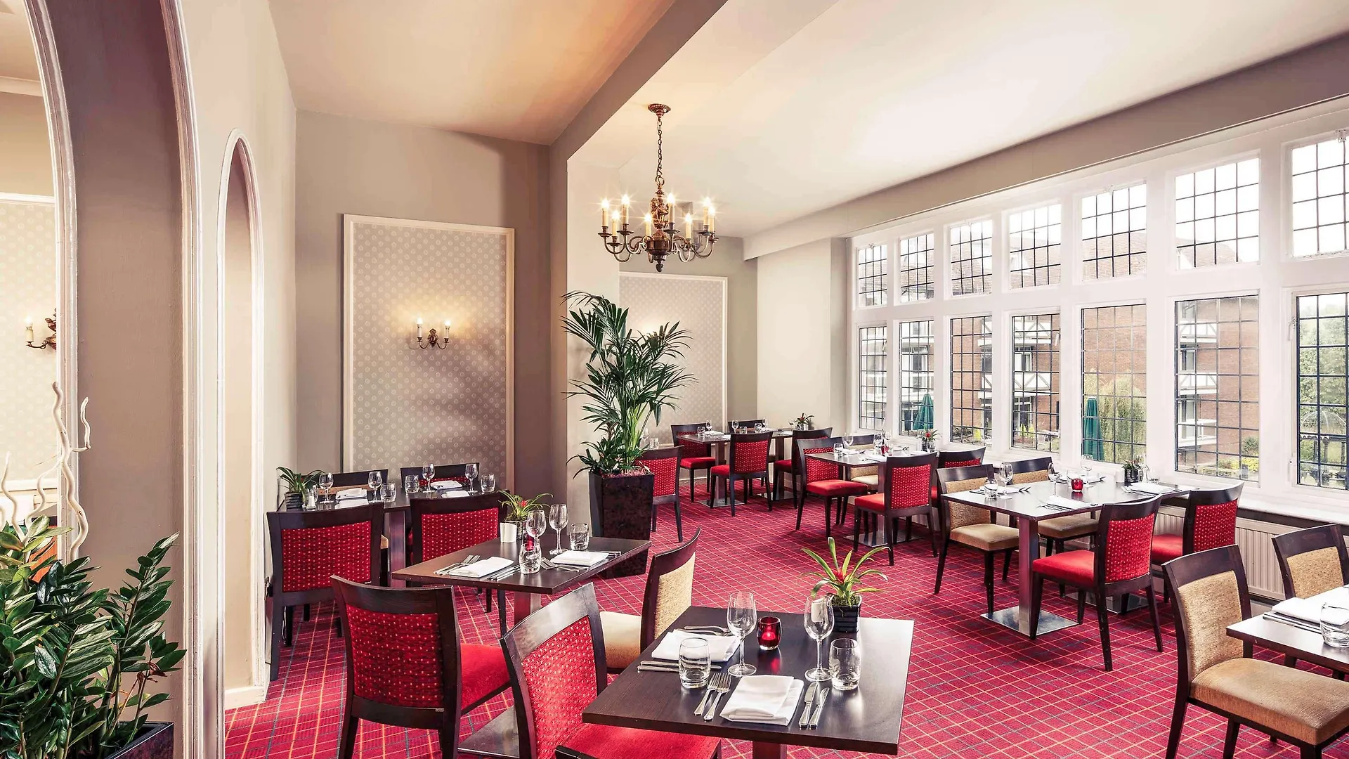 Mercure Leeds Parkway Hotel