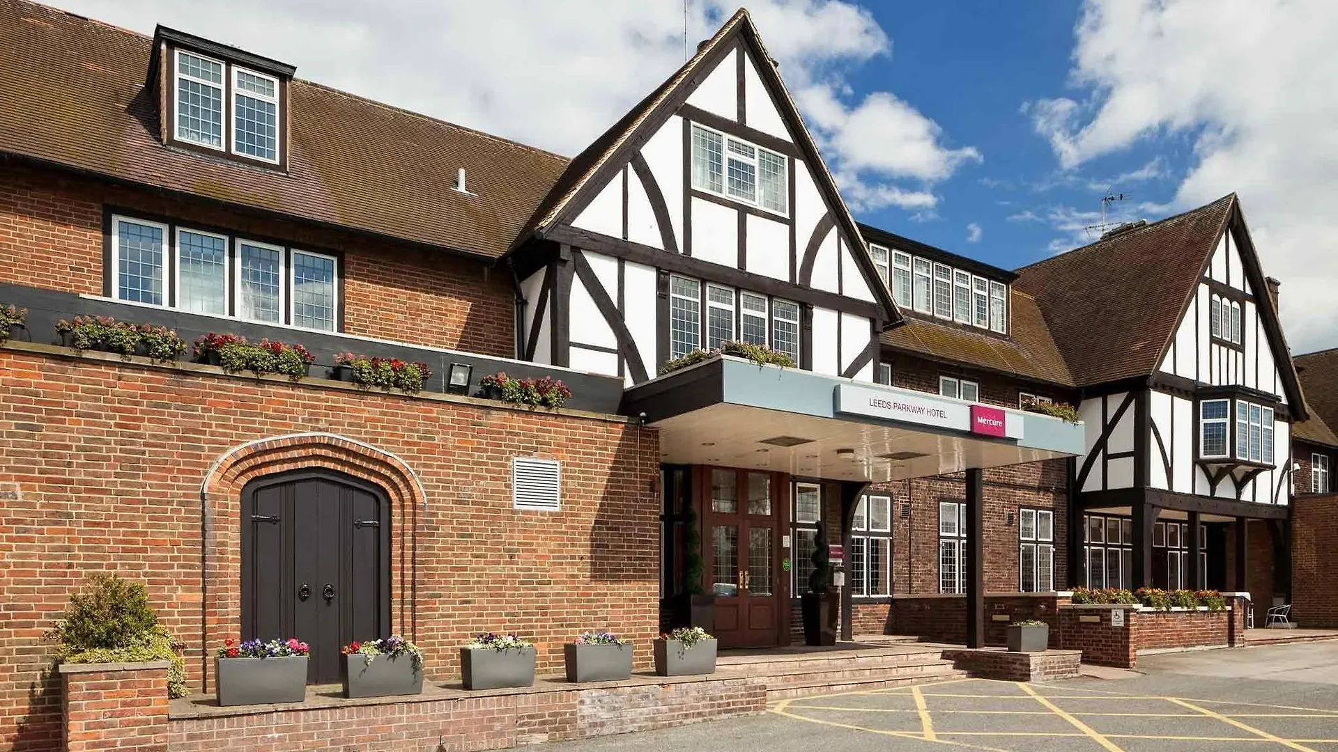 Mercure Leeds Parkway Hotel