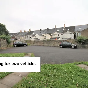Apartment Thesiger Court - Free Private Parking - By Promise Cardiff