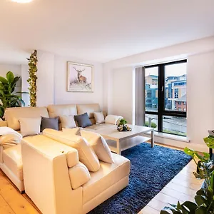 Apartment Quarters- Riverside Belfast