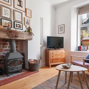 Apartment Cozy With Character Vibrant Style Flat At Leith Links Park Edinburgh