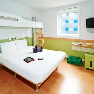 Отель Ibis Budget Centre Crown Point Road