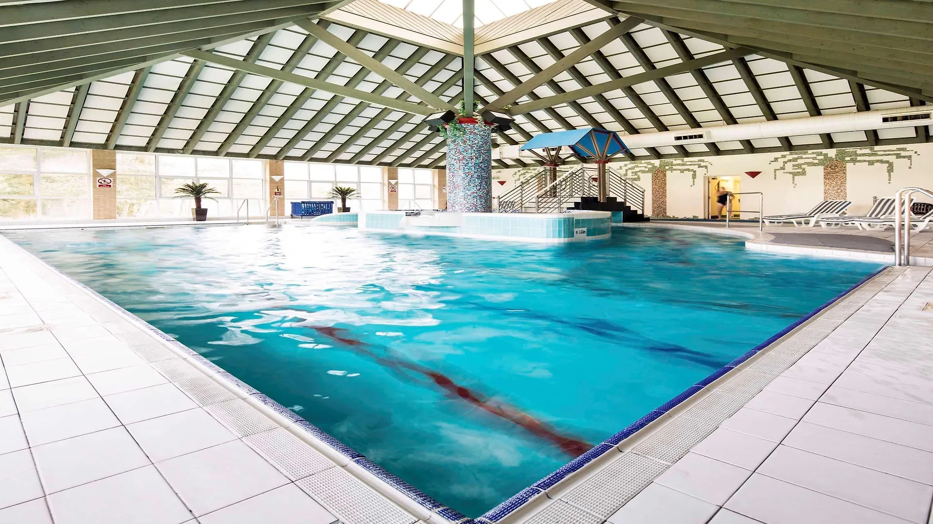 Mercure Leeds Parkway Hotel