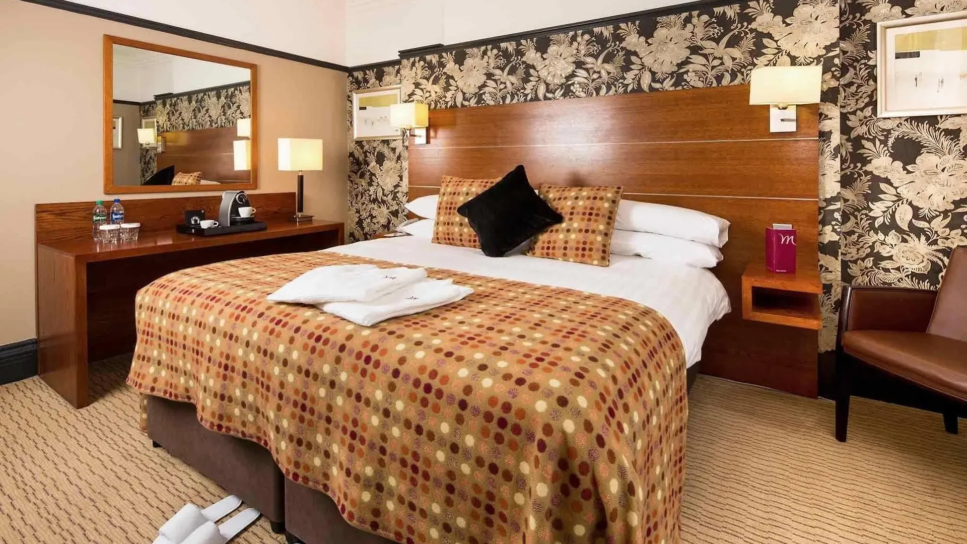 Mercure Leeds Parkway Hotel